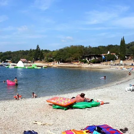 Feriehus House With A Parking Space Tar, Porec - 7025 *